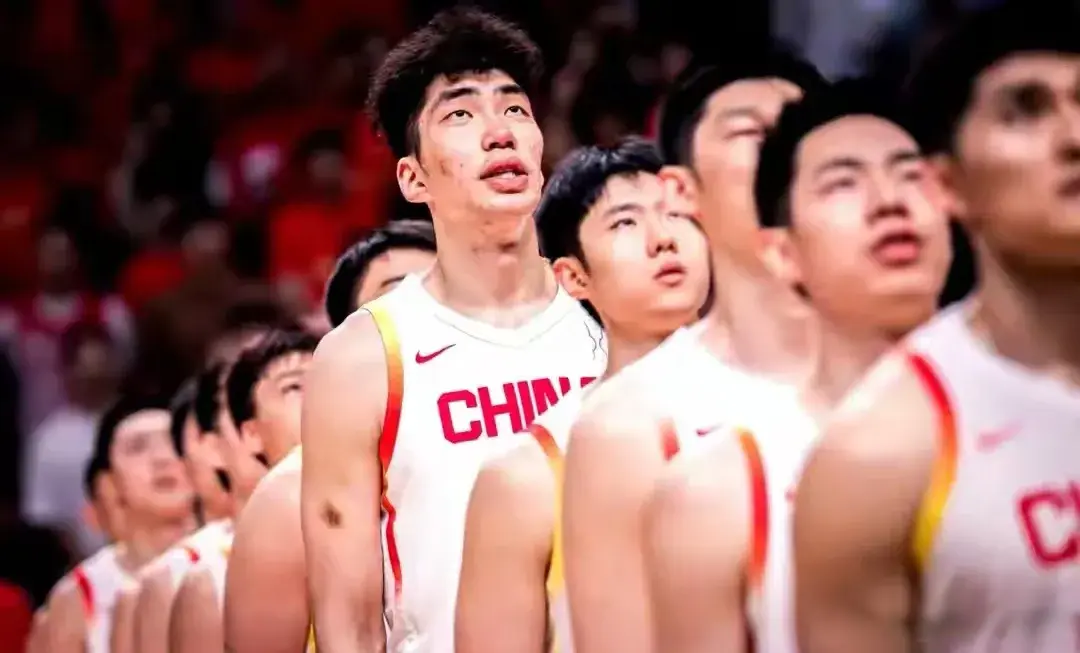 出铁血防守, img, 了对方外线